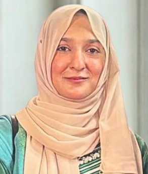 Dr. Aqsa Arif